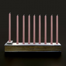 חנוכיה מתכת ועץ 